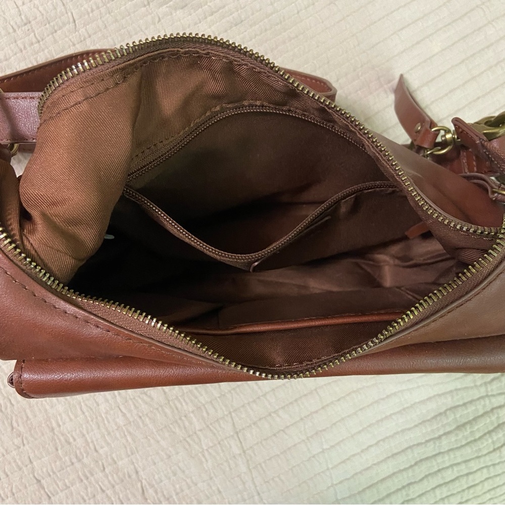 FRYE AND CO. Faux Leather Crossbody Shoulder Bag - Picture 12 of 16